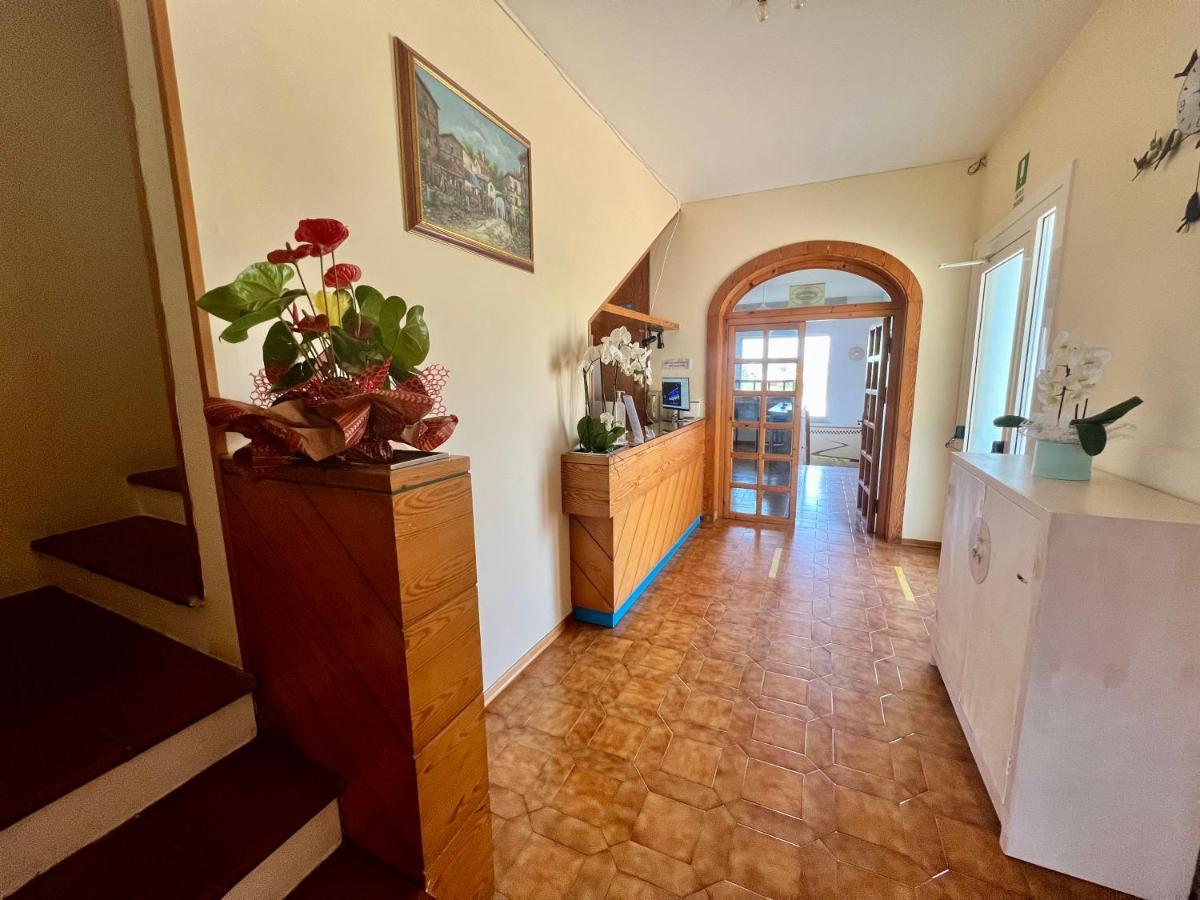 Hotel Ca' Bianca Da Paolino Misano Adriatico Zewnętrze zdjęcie
