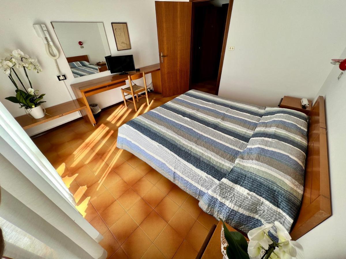 Hotel Ca' Bianca Da Paolino Misano Adriatico Zewnętrze zdjęcie